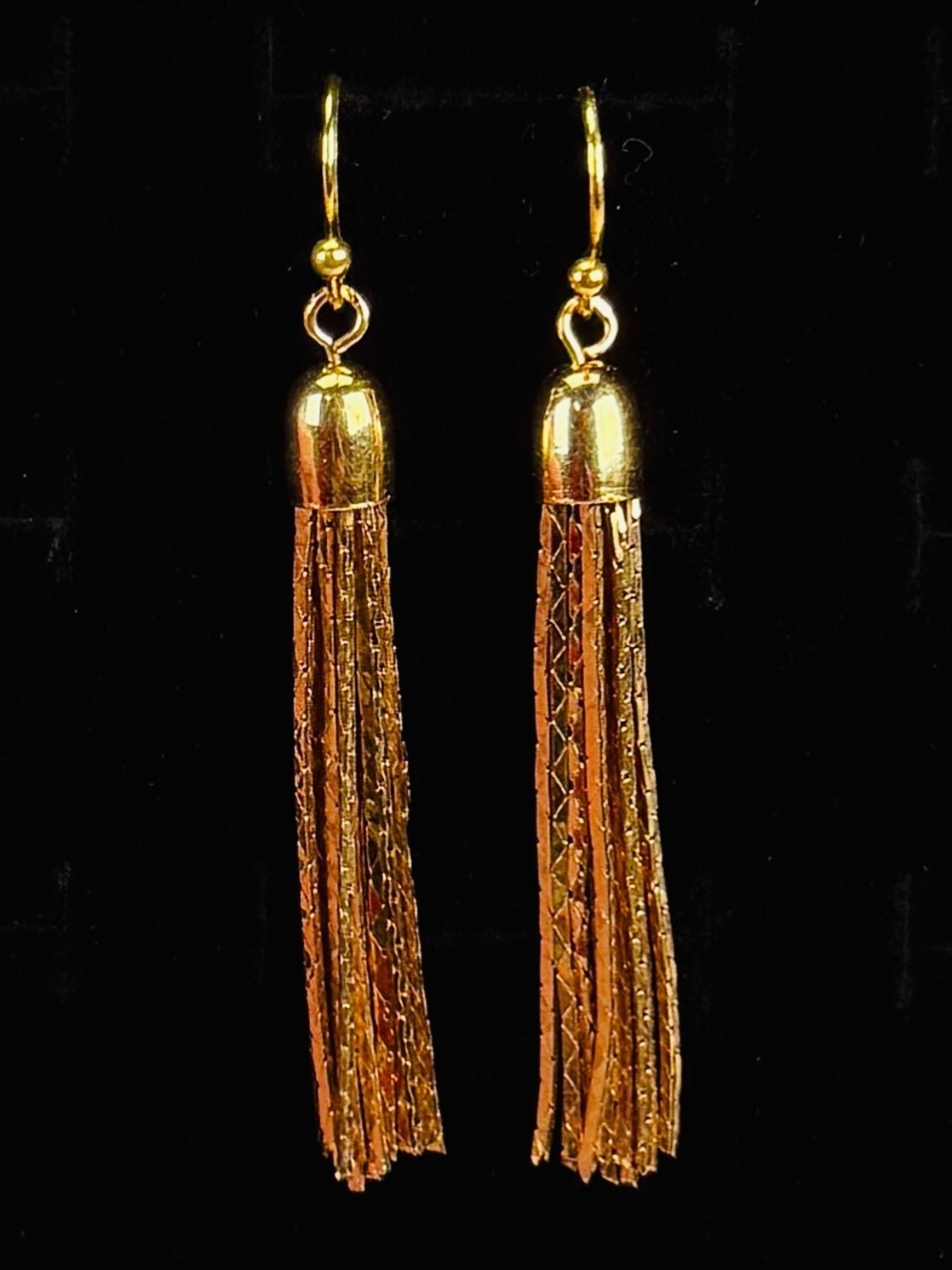 Vintage goldtone chain fringe tassel pierced earrings